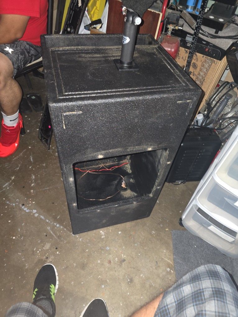 CAJA PARA KICKER 15 INCH