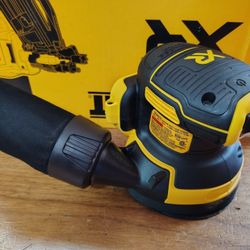 DeWalt XR Orbital Sander