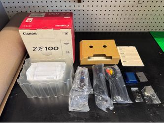 Canon ZR100 MiniDV Camcorder Optical, Silver