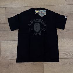 Bape Black Tee Shirt ( Sizes Large)