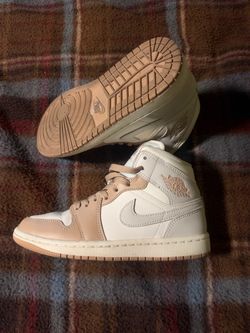 Air Jordan 1 Mid Tan Toe Women