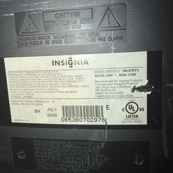 27" Insignia CRT TV + Remote - Perfect for Retro Gaming / Light Guns / Dreamcast