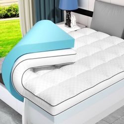 Brand New Dual Layer 4 Inch Memory Foam Mattress Topper Queen Size