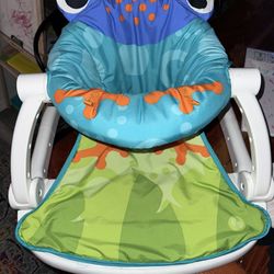 frog sit in me chair!