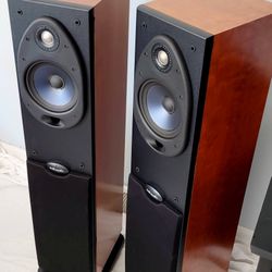 Polk Audio RT600i Tower Speakers 