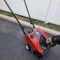 Toro Powerlite Snowblower
