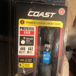 New Coast Flashlight Rechargeable Waterproof  400 Lumens 