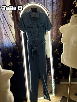 Ropa nueva y semi nueva
