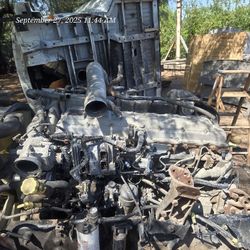 2011 International Max Force Motor 12.4 L Inline 6 Diesel Motor 200,000 Miles Motor Runs Great Nothing Wrong With It