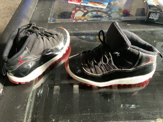 Jordan 11 Retro Low Bred