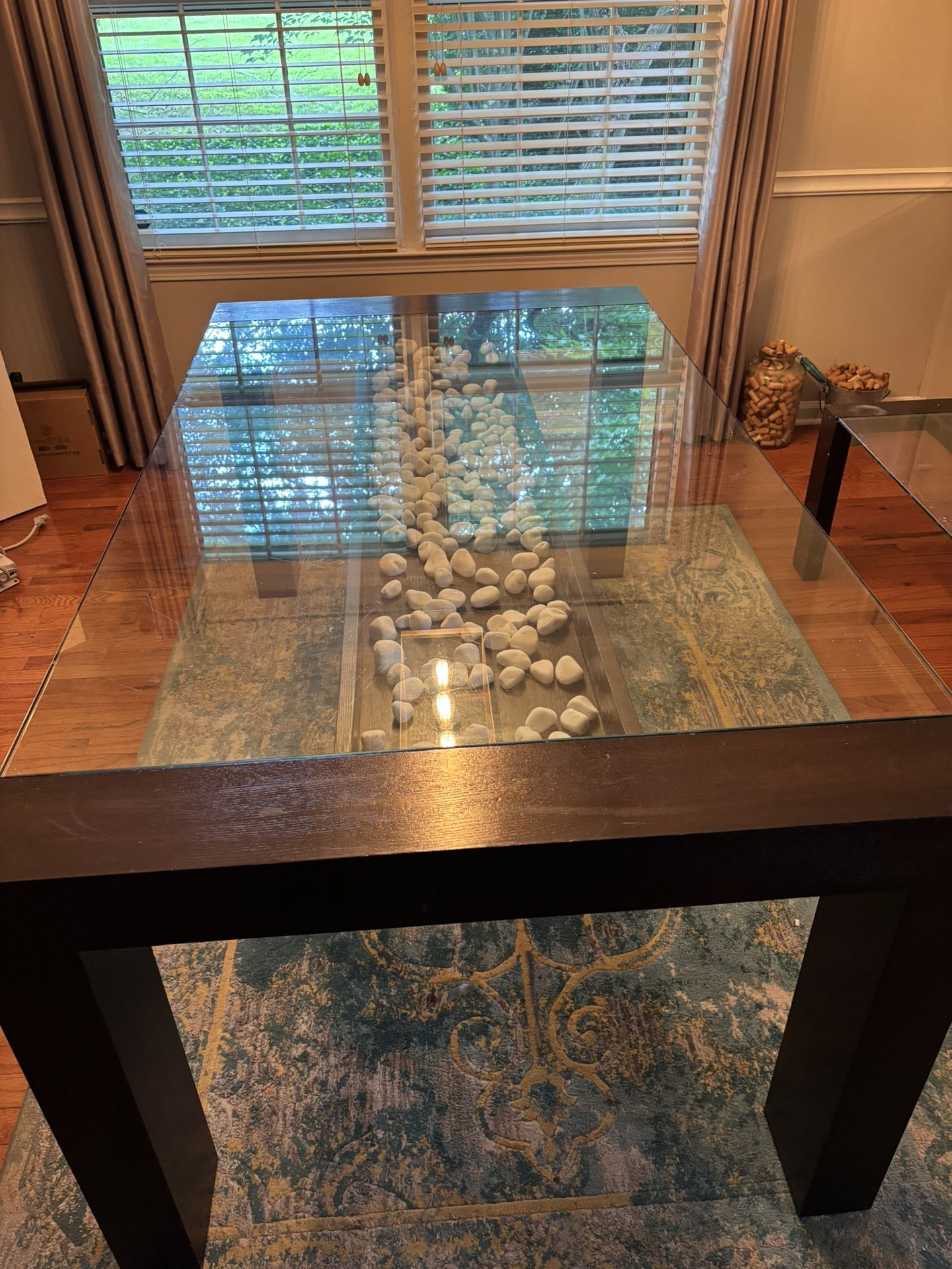 Dining Room Table w/ Matching CoffeeTable