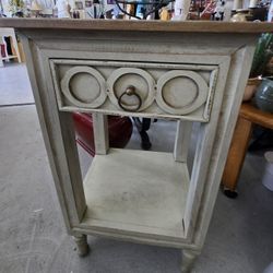 Nadeau Side Table. 30"x18"x14". PLEASE READ DESCRIPTION