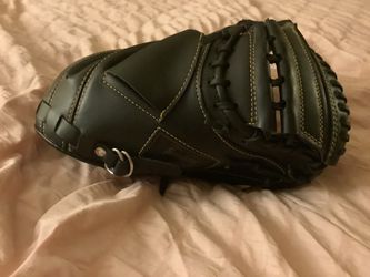 Black Leather Baseball Catcher's Mitt