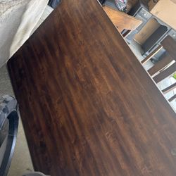 Dining room table with 4 Chairs