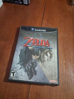 Nintendo GameCube The Legend of Zelda Twilight Princess complete with inserts Nice condition 175 or best offer