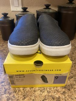 Women’s Slip On tennis Shoes