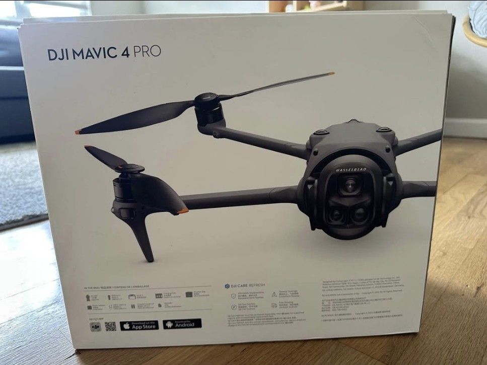 DJI Mavic 4 Pro Fly More Combo