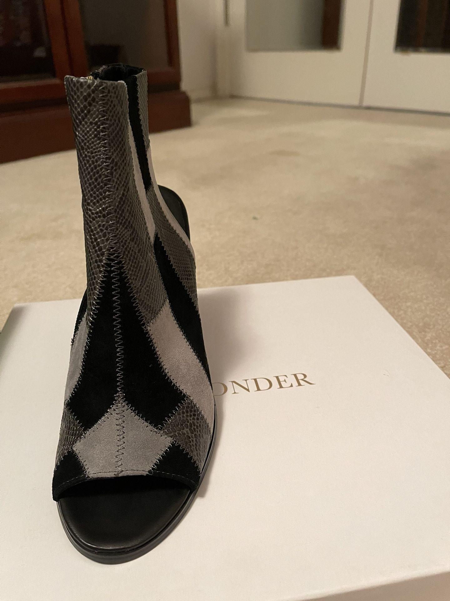 Brand New Ladies Leather Open Toe Booties