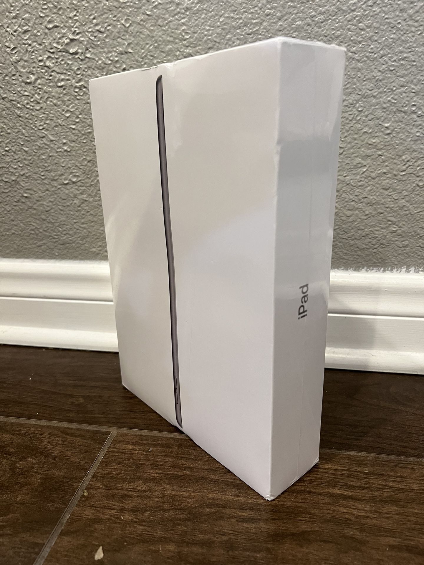 BRAND NEW iPAD 9TH GEN 64GB