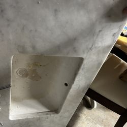 Vanity top quartz