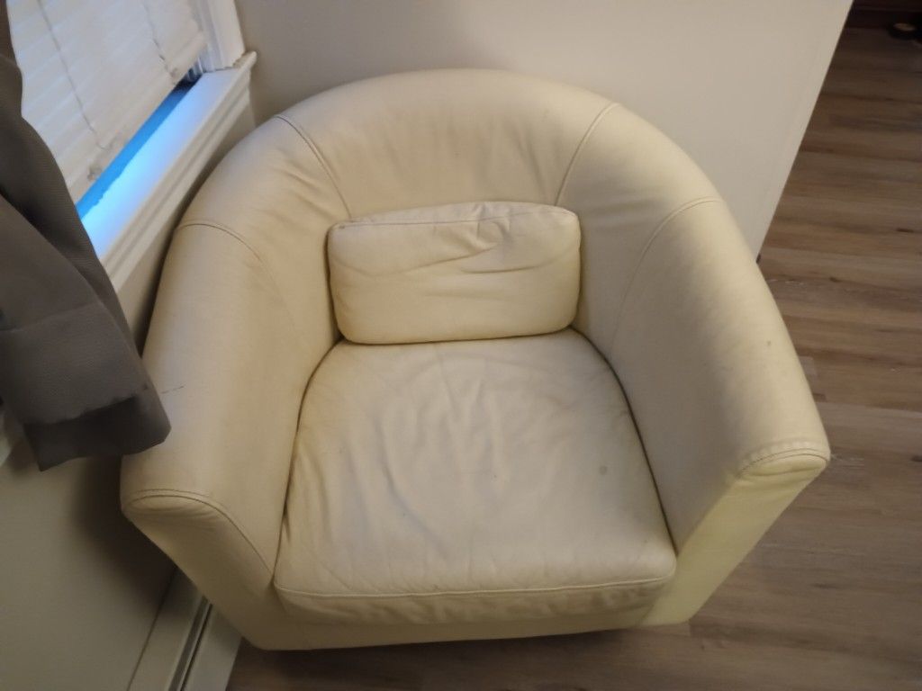 Leather Chair And Couch Has Queen Pull Out FREE