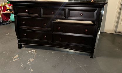 Black Wood Dresser with 7 Drawers