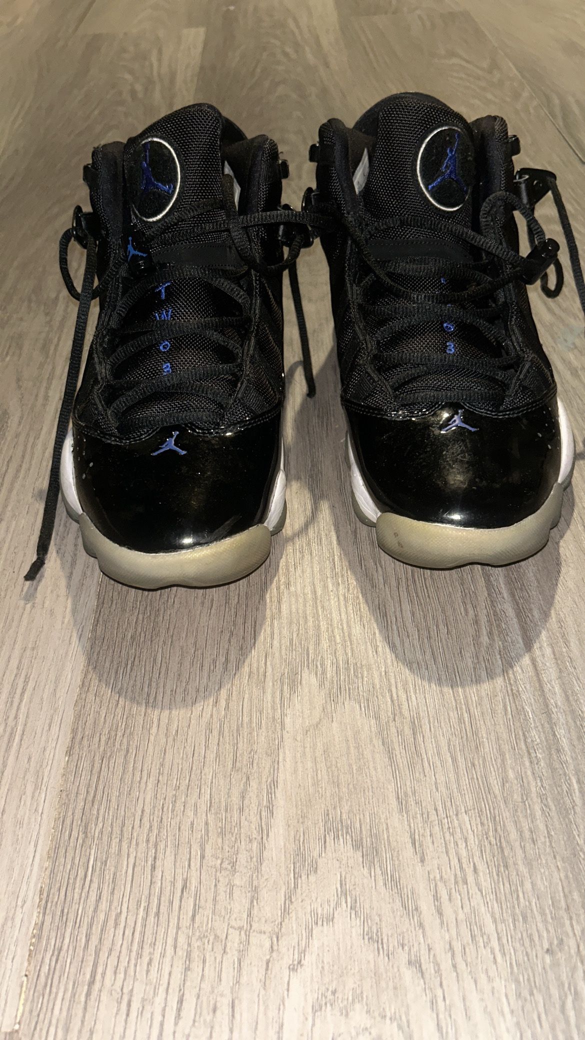 Jordan Sneakers
