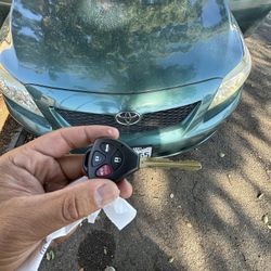 Llaves De Autos / Car Keys And Remotes 🔑 