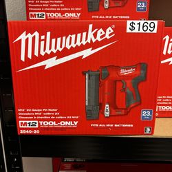 Milwaukee M12 23 Gauge Pin Nailer Tool Only 