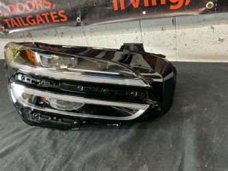 GÉNESIS G70 RH HEADLIGHT 2022-2025 OEM 
