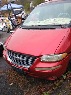 1999 Chrysler Town & Country