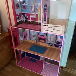 Barbie Dollhouse 