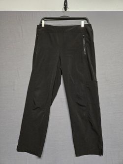 Black Chico's Zenergy Zip Pocket Ankle Pants