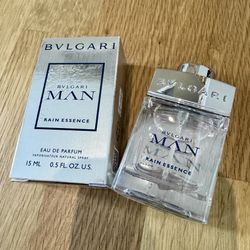 BULGARI MAN RAIN ESSENCE EDP MINI 15ML Deluxe Travel Spray NEW! In Box