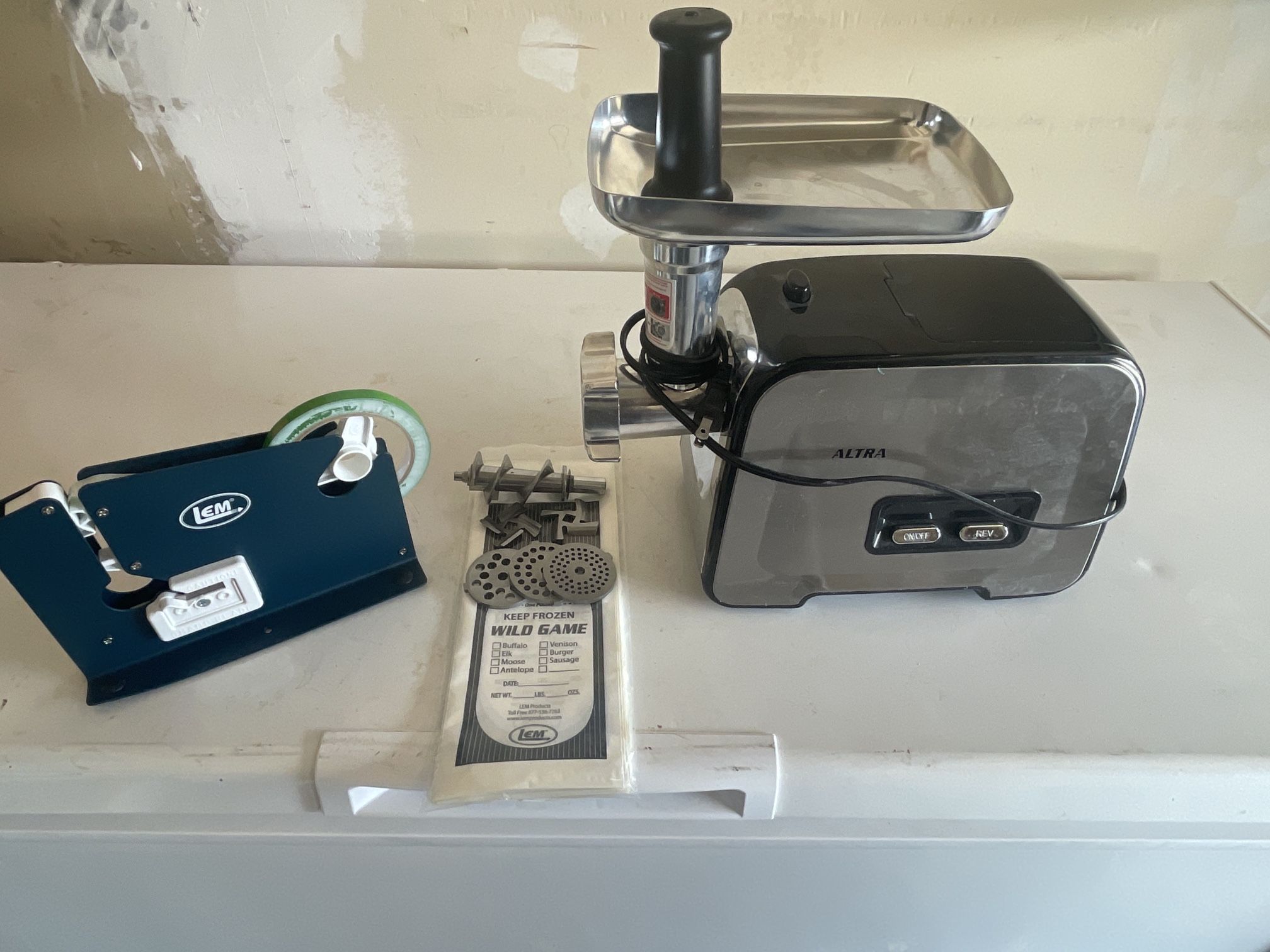 Meat Grinder And Accessories