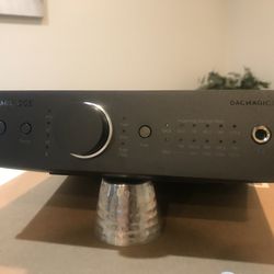Cambridge Audio 200M DAC, with updated ESS chips over last model.Brand new in box.