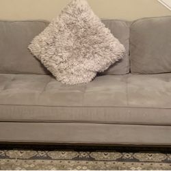 Cindy Crawford  Couch/queen Size Bed