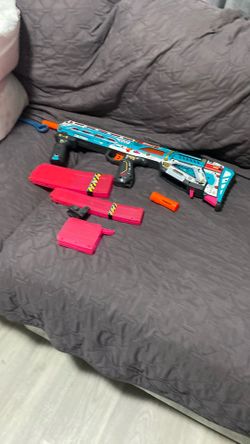 X Shot Nerf gun