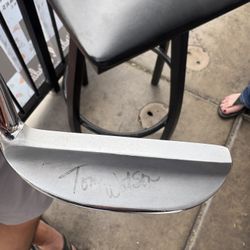 Golden Ram Flange Signed By Tom Watson- 9 Time Major Champion And Top 15 Golfers Of All Time