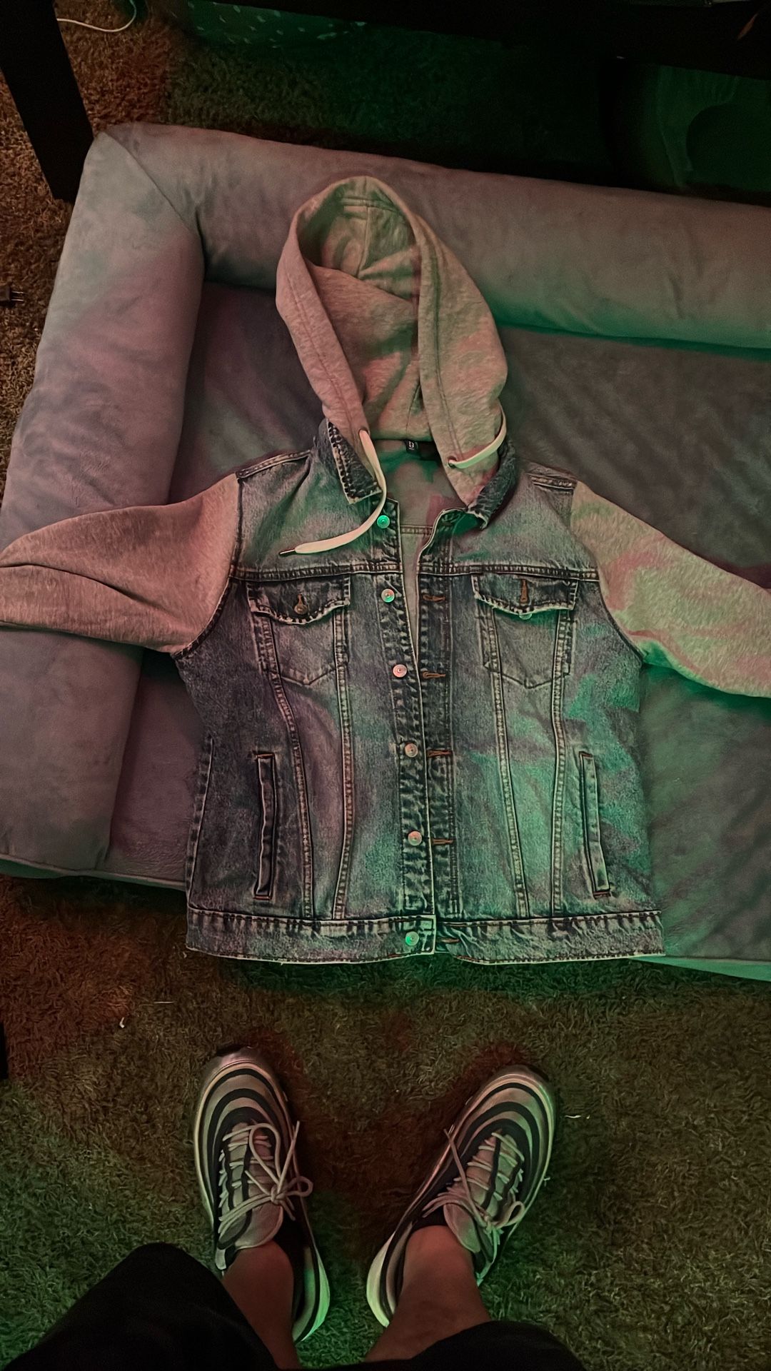 H&M Jean Sweater Size Médium