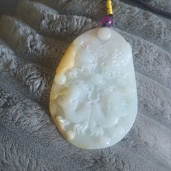 Jade pendant dragon necklace