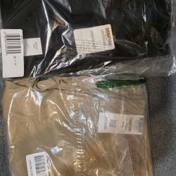 2 Levi Strauss Pants & 2 Cargo Shorts. 