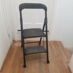 Foldable 2 Step Ladder - Heavy Duty, Like New