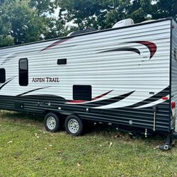27 Ft Trailer RV
