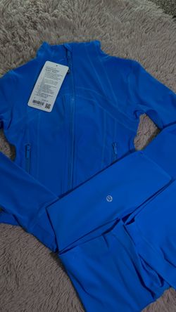 Lulu SET,cropped with shorts, ocean blue, size 2