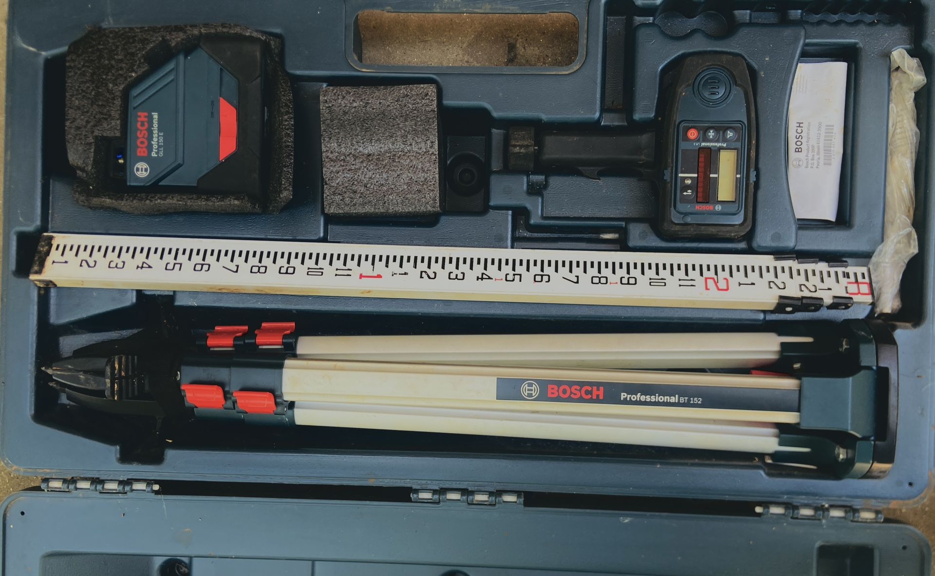 Self-Leveling 360° Exterior Laser Complete Kit GLL 150 ECK
