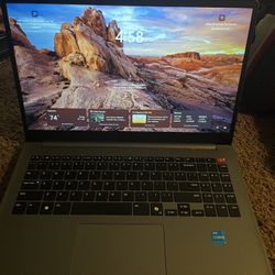 LG gram Laptop