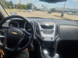 Chevy equinox 2014 colour Gold SUV 4 Doors