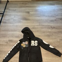 rich soon zip up 