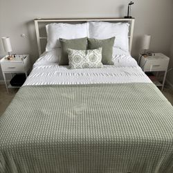 Queen Size Mattress & Bed Frame – Like New – Must Sell!  